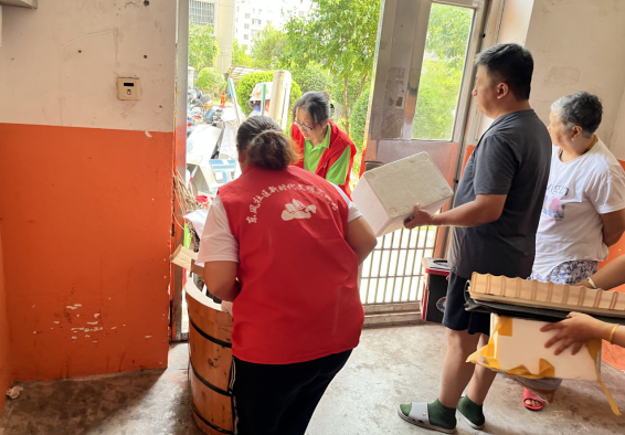 蚌埠体育菠菜app推荐：清楼道堵点 守万家平安